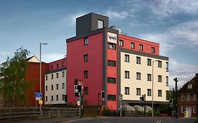 Spark By Hilton Luton